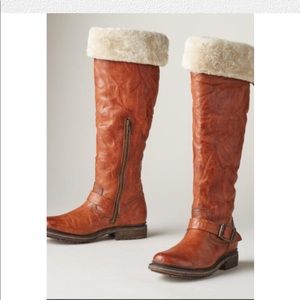 Frye Valerie shearling boots